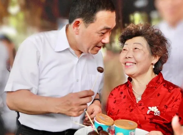 ▲▼。(圖/翻攝侯友宜臉書)