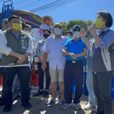 ▲▼苗栗縣坤輿掩埋場抗爭爆發流血衝突,民進黨立委湯蕙禎譴責黑道介入無法無天。(圖/湯蕙禎辦公室提供)