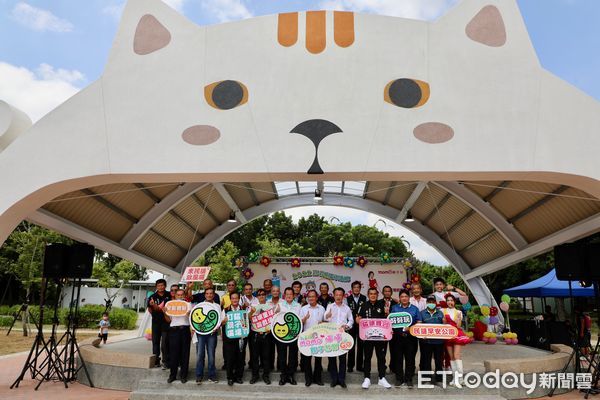 ▲▼ 民雄早安公園以貓意象打造舞台,試圖以親子共融式樂園 。(圖/嘉義縣政府提供)