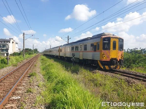 ▲▼行人疑闖平交道遭社頭田中區間車撞擊身亡。(圖/民眾提供)