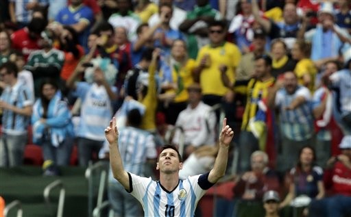 ▲阿根廷以分組第一闖進16強，梅西認為球隊還要繼續進步。（圖／達志影像／美聯社）