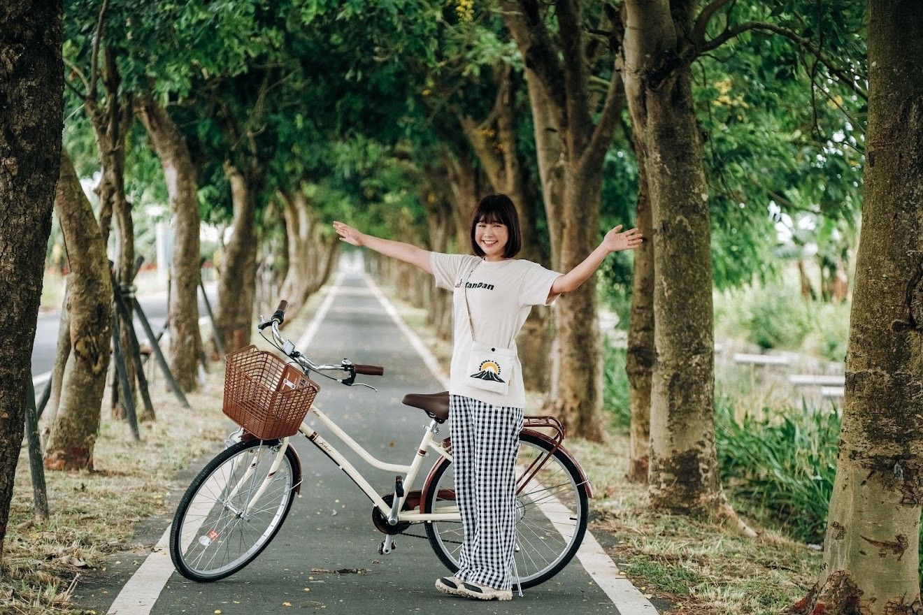 ▲▼童顏女神李佳穎大力推薦來嘉騎車 。(圖/嘉義縣政府提供)