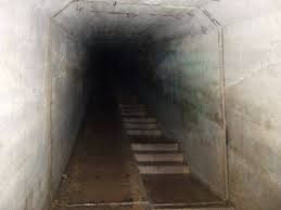▲▼韋弗利山療養院的「死亡隧道」。（圖／翻攝自Facebook）
