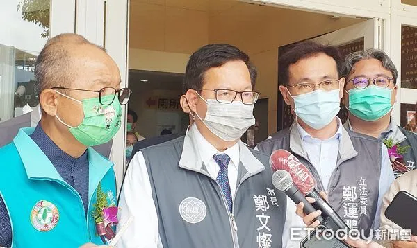 ▲桃園市長鄭文燦今(16)日受訪時針對外傳鄭寶清可能脫黨參選時表示,人生當中不是只有一次選舉,有時候站在舞台上,有時候站在舞台下,這是民主常態。(圖/記者沈繼昌翻攝)