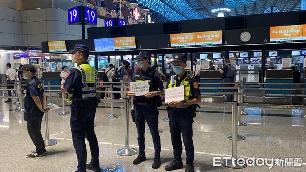桃園機場東南亞報到櫃檯人潮減少。柬埔寨、泰國、緬甸、海外詐騙、人蛇集團。（圖／記者游宗樺攝）