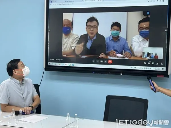 ▲國民黨團召開「營救困柬國人 請政府拿出辦法!」記者會。(圖/記者蘇晏男攝)