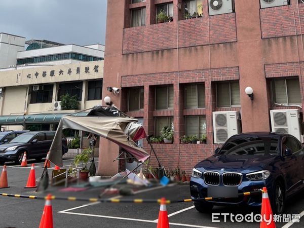 ▲雲林縣政府社福大樓發生墜樓意外，48歲冷氣施工人員不慎從4樓墜下。（圖／記者蔡佩旻翻攝）