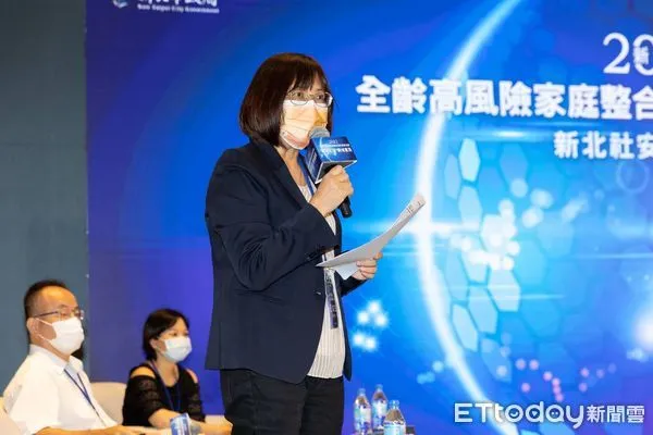 ▲▼ 新北市政府社會局18日在新板希爾頓酒店2樓 邀請專家學者舉辦「全齡高風險家庭整合型社會安全網」研討會 。(圖/記者戴上容翻攝)