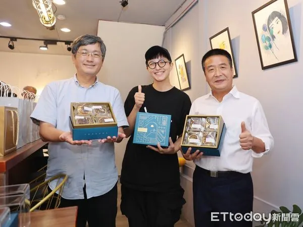 ▲▼徐定禎和客委會主委楊長鎮5日拜訪苗栗青創空間,承諾推動青年創業基金。(圖/徐定禎競選總部提供)