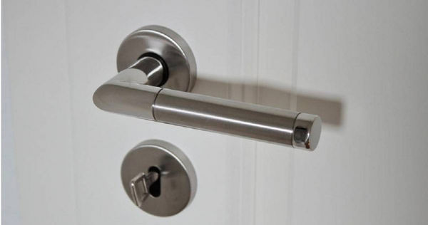 高中生怨,爸爸不尊重他的隱私。(示意圖/PIXABAY)