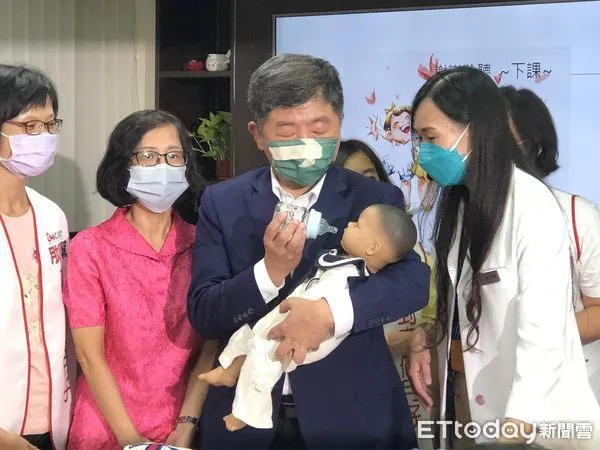 ▲▼陳時中參訪月嫂訓練班。(圖/記者黃國霖攝)