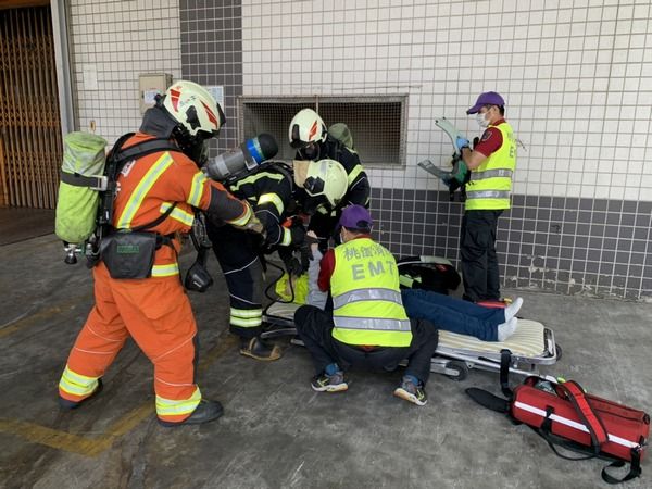 ▲中秋連假工業區消防演練,區域聯防落實安全。(圖/大林分隊提供)