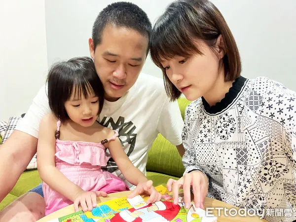 ▲三峽北大分館募集小愛書人 新北市圖推家庭親子閱讀。(圖/新北市立圖書館提供)