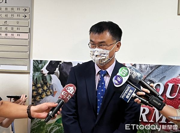 ▲▼陳吉仲說,張善政研究計畫的終身保密條款已經不存在。(圖/記者許敏溶攝)