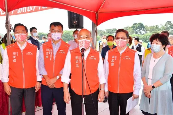 ▲▼行政院長蘇貞昌17日出席「國際保鮮物流中心啟用典禮」。(圖/行政院提供)