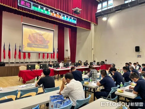 ▲新北檢赴蘆洲分局召開查賄座談 選情查察列選舉工作重點。(圖/記者戴上容翻攝)