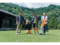 ▲▼《嗨！營業中》抽籤決定誰是店長。（左起）庹宗康、炎亞綸、姚元浩、吳映潔。（圖／好看娛樂提供）