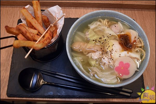 ▲▼明洞海苔飯捲명동김밥台中旗艦店。（圖／商妮吃喝遊樂）