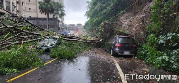▲▼基隆市安樂區樂利二街62巷今(25)日下午14時18分傳出意外。(圖/記者郭世賢翻攝)
