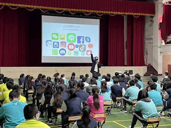 ▲「育見媒好」室內課程。。(圖/新竹市政府提供)