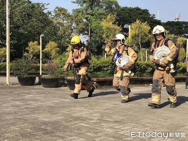 ▲台南市消防局第一救災救護大隊於9月27、28日辦理7項體能測驗暨救助複訓，以掌握消防人員於各項體能的整體成果表現。（圖／記者林悅翻攝，下同）