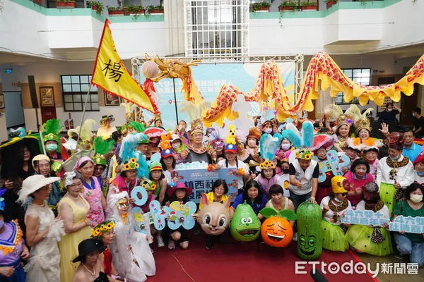 ▲今日上午斗六市公所特別辦理嘉年華啟動記者會,邀請各社區森巴舞團率先表演。(圖/記者蔡佩旻翻攝)
