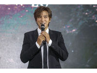 ▲羅志祥加盟華納音樂記者會。（圖／記者林敬旻攝）