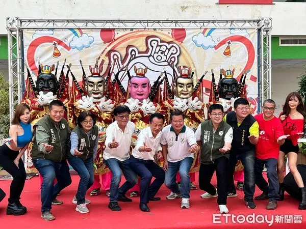 ▲▼太子文化季10月23日朴子登場辣妹DJ。(圖/記者翁伊森攝)