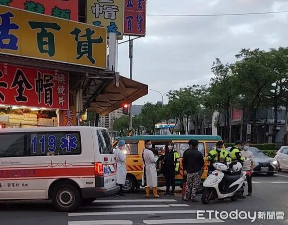 ▲▼ 樹林幼兒園娃娃車自撞 。(圖/記者陳雕文翻攝)