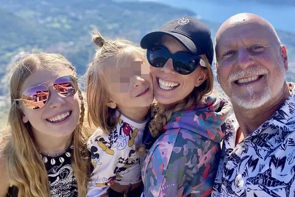 ▲▼德國健身大亨沙勒(Rainer Schaller)疑似搭機遇難。(圖/翻攝自Facebook/Christiane Schikorsky)