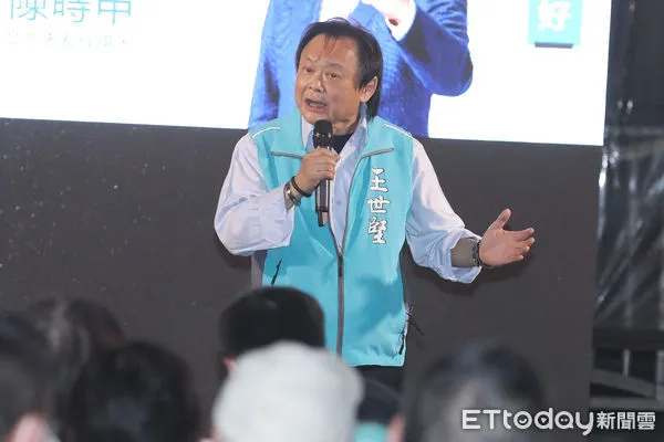 ▲▼蔡英文、陳時中大稻埕慈聖宮廟口開講-王世堅 。(圖/記者黃克翔攝)