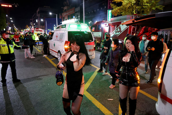 ▲▼ 南韓首爾梨泰院29日晚間萬聖節活動爆發推擠。（圖／路透）
