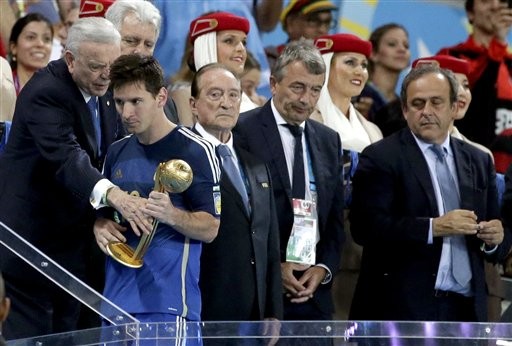 ▲梅西的世界盃冠軍夢碎，獲得金球獎仍顯得相當落寞。（圖／達志影像／美聯社）