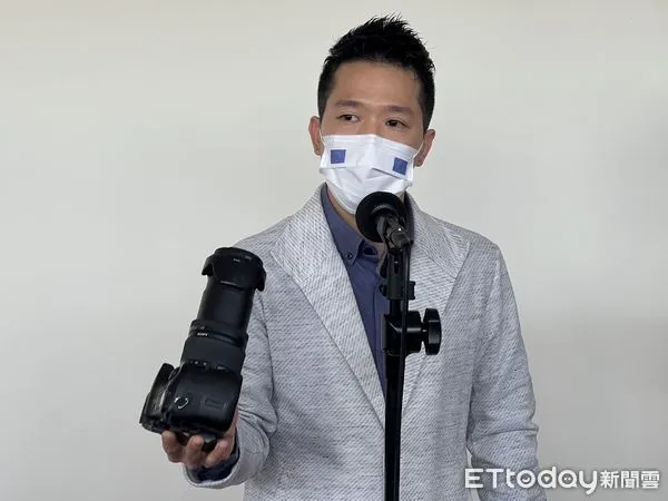 ▲▼何志偉受訪。(圖/記者陳煥丞攝)