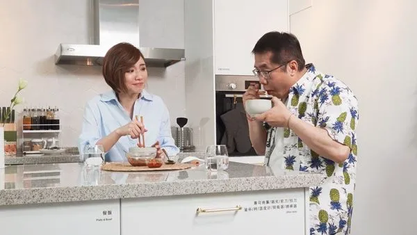 ▲▼民進黨網路實境節目《一碗麵的時間》今(7)日邀請台南市長黃偉哲帶來「再來一碗肉燥麵」。(圖/民進黨提供)