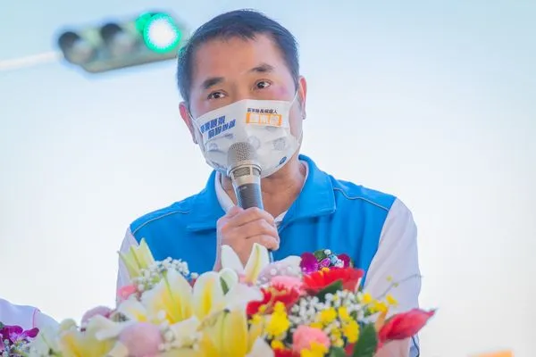 ▲▼無黨籍苗栗縣長候選人鍾東錦。(圖/翻攝鍾東錦臉書)