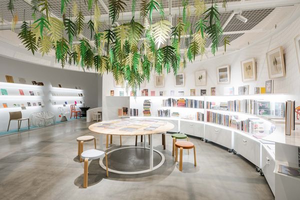 ▲▼高雄新地標「內惟藝術中心」試營運,座落在輕軌龍貓隧道旁,打造有策展、有咖啡香的全新觀賞設計新體驗。(圖/高雄市政府文化局)