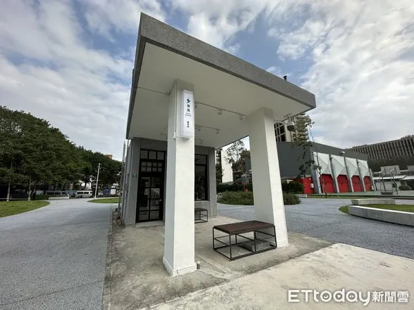 ▲▼全台最小圖書館!位於空總的廢棄加油站改造為「青鳥圖書館」,打造知識永續。(圖/記者林育綾攝)
