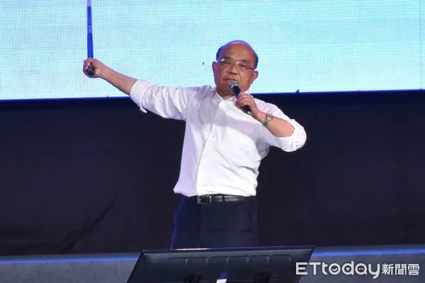 ▲民進黨凱道造勢晚會,行政院長蘇貞昌發言。(圖/記者林敬旻攝)