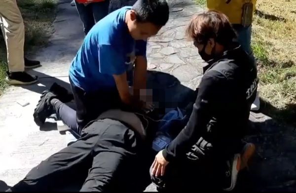 ▲▼武陵站2名保育巡查員輪流對失去呼吸心跳的男子CPR，順利將人救回。（圖／《雪霸國家公園登山資訊分享站》臉書社團）