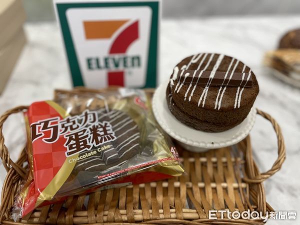 ▲▼7-11巧克力甜點新品。（圖／記者周姈姈攝）