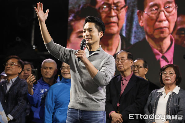 ▲國民黨台北市長候選人蔣萬安宣布當選。（圖／記者林敬旻攝）