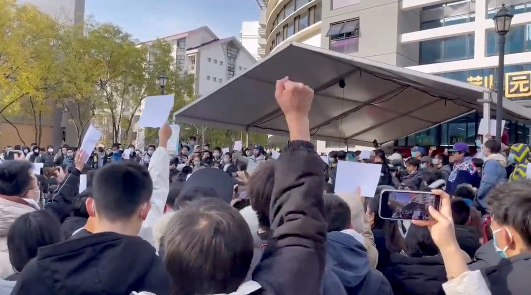 ▲▼北京清華大學「白紙革命」。（圖／路透社）