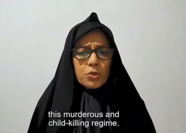 ▲▼網路上四處流傳著伊朗最高領袖哈米尼的外甥女莫拉德哈尼（Farideh Moradkhani）呼籲各國「與伊朗政權斷絕往來」的影片。（圖／翻攝自推特）