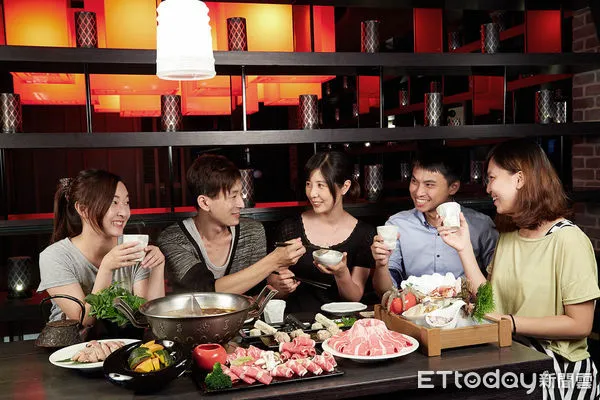 ▲大舉調薪搶缺工潮!「這一鍋」宣布集團集體調薪最高7% 年終要發1800萬。(圖/業者提供)