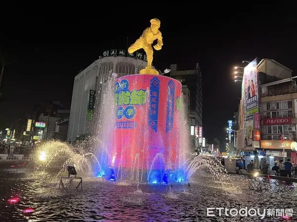 ▲▼ 嘉義市中山路噴水圓環向來是選前之夜造勢地點 。(圖/記者翁伊森攝)