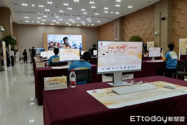 ▲第三屆「雙城杯」圍棋交流賽今天透過視訊在雲端展開。(圖/記者趙禕攝)