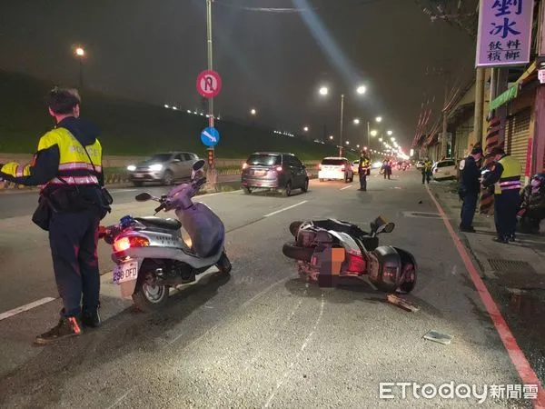 ▲▼ 蘆洲對撞 。(圖/記者戴上容翻攝)