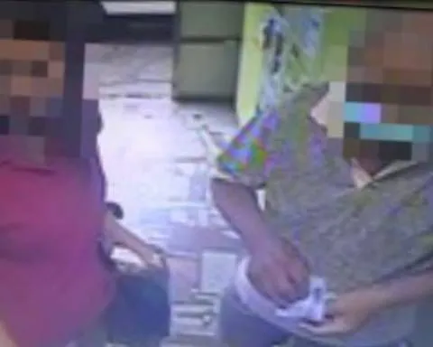 ▲2名60歲婦人詐騙獨居老人。(圖/記者唐詠絮翻攝)