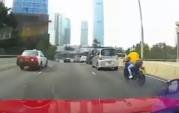 ▲▼ 。(圖/翻攝自YouTube/車CAM特警)